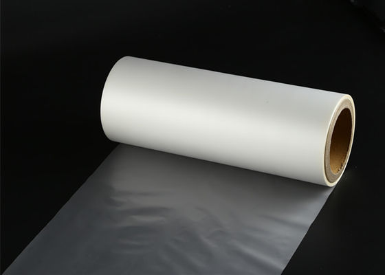 Largeur thermique 23miu de BOPP Matt Lamination Packaging Film 4000m
