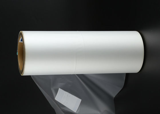 Film résistant d'éraflure pour la largeur de l'emballage 1120mm, film thermique de stratification des Anti-éraflures 22mic BOPP