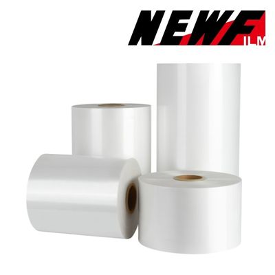 Un bon prix. 28mic épaisseur Film de laminage thermique BOPP avec colle EVA et longueur personnalisée en ligne