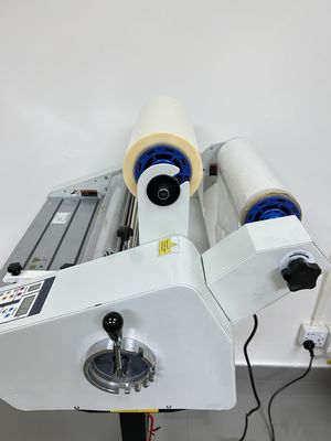 Un bon prix. Vernis de transfert écologique pour le mat anti rayures et le film brillant en ligne