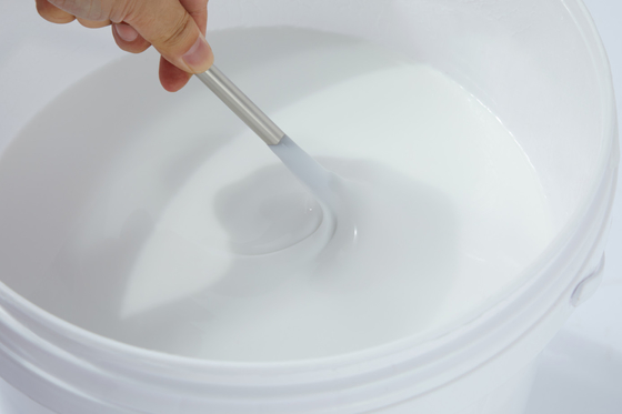 Good price Couche de polyuréthane hydrofuge 2k écologique pour l'impression et le traitement de surface des emballages en ligne